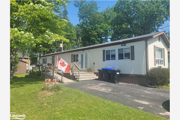70 Georgian Glen Drive, Wasaga Beach