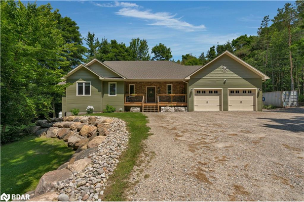 1091 Chemin Du Loup Road, Tiny