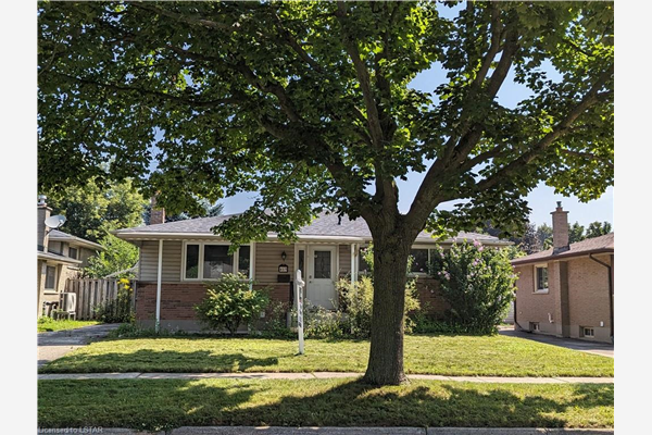 415 Hudson Drive, London