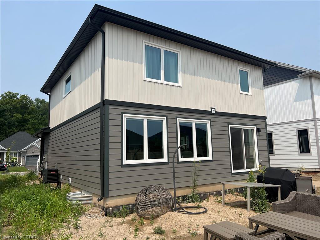 51 Acorn Trail