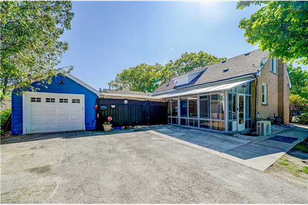 298 Dewitt Road, Hamilton