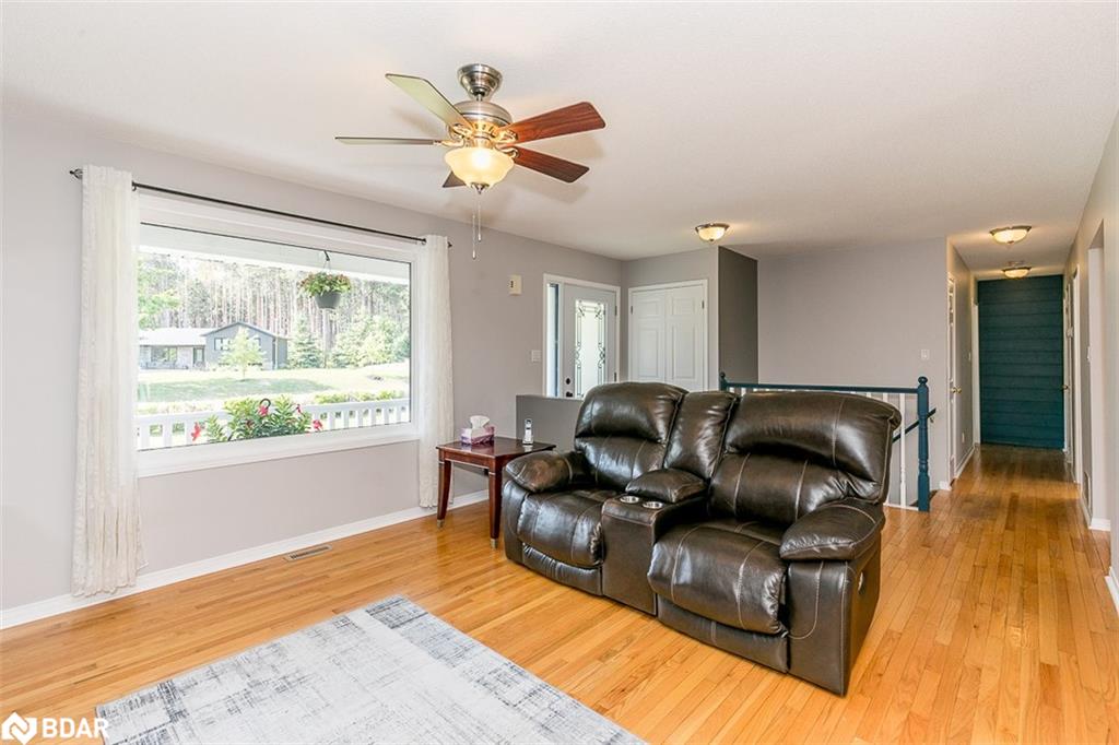 Listing 40453417 - Large Photo # 10