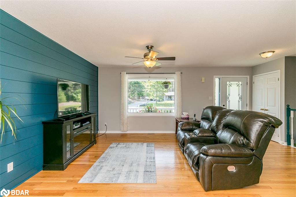 Listing 40453417 - Large Photo # 9