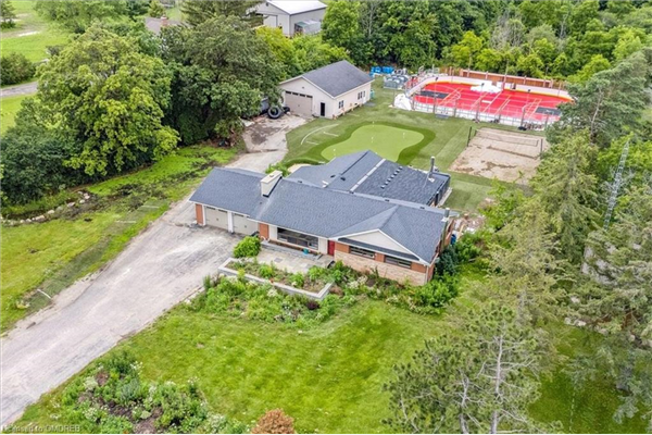 1099 Burnhamthorpe Road W, Oakville