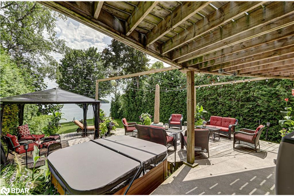 2679 Lakeshore Road E, Oro-Medonte