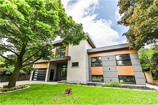 1186 Newton Road, Oakville