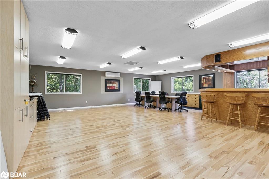1000 Innisfil Beach Road