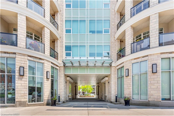 216 Oak Park Boulevard, Oakville