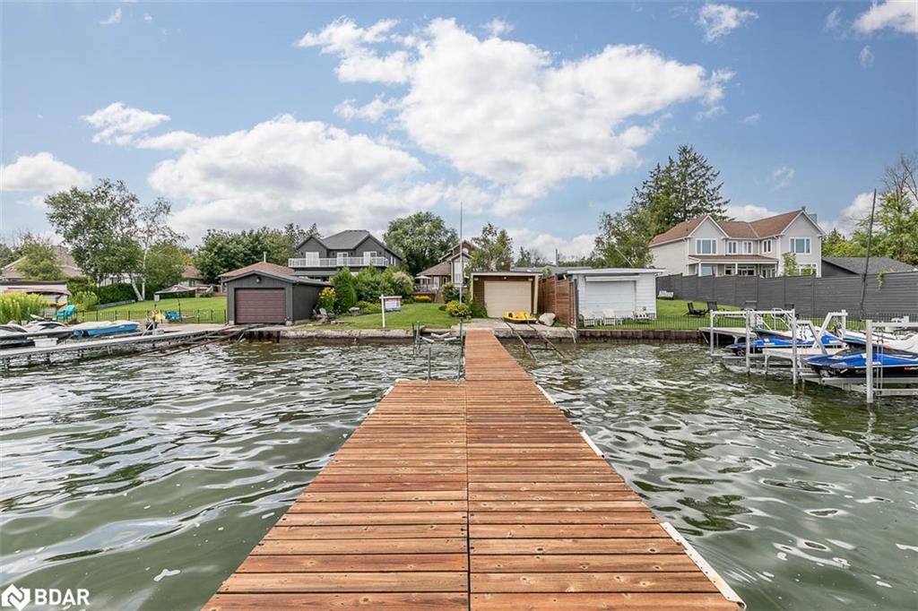 1373 Maple Road