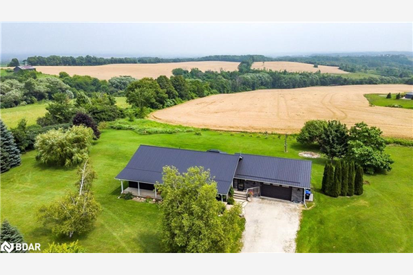 2173 Fairgrounds Road S, Clearview