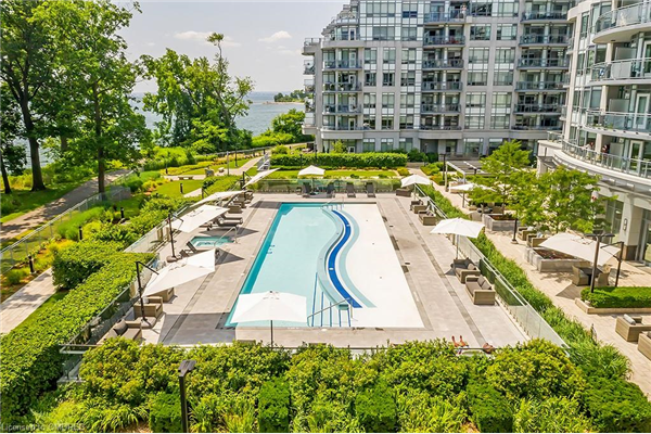 3500 Lakeshore Road W, Oakville