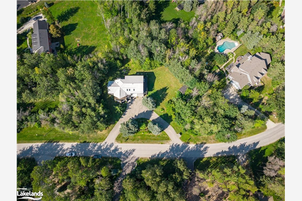 20 Forest Drive, Collingwood