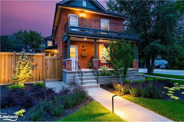 556 Hurontario Street, Collingwood