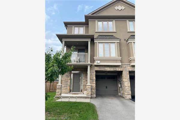 2353 Natasha Circle, Oakville