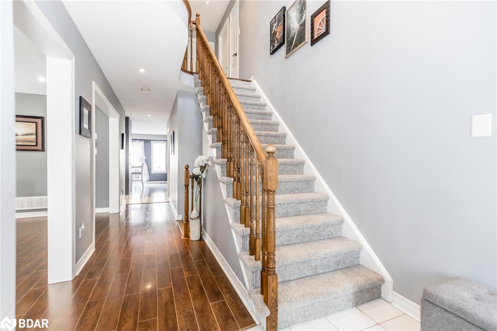 Listing 40461900 - Large Photo # 3