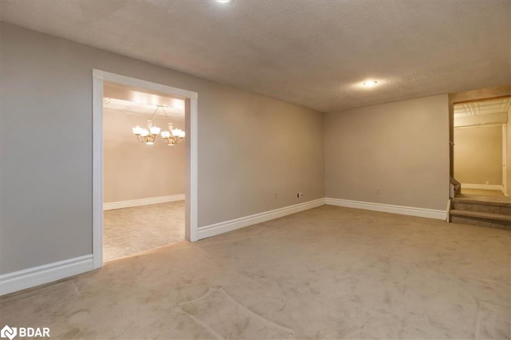 37 Nicholson Crescent