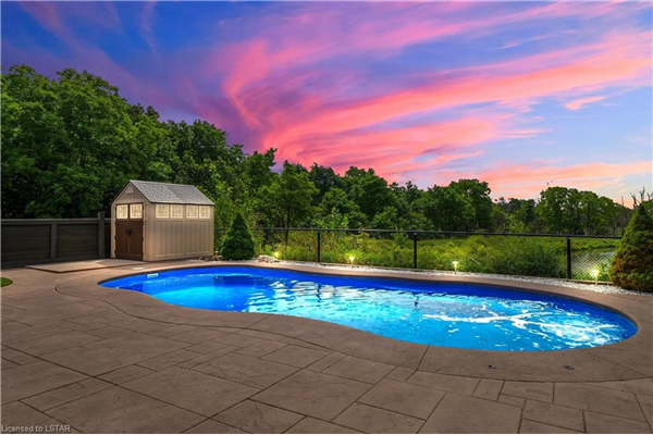 3469 Settlement Trail, London