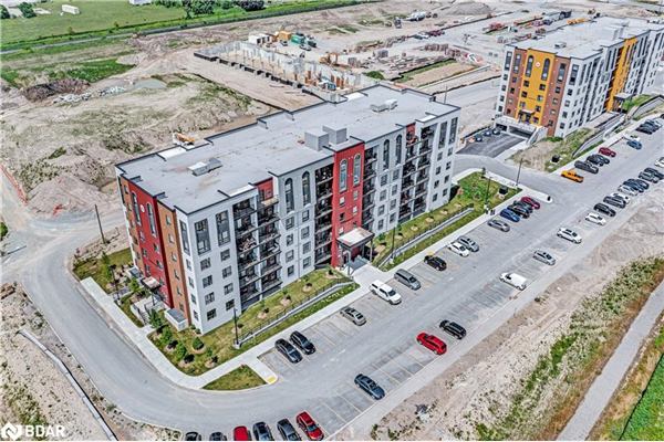 10 Culinary Lane, Barrie