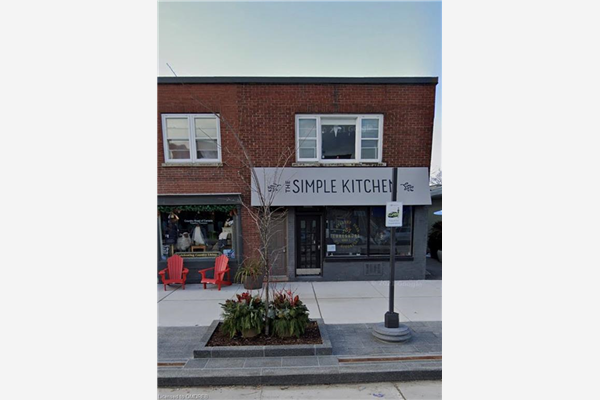 135 Lakeshore Road E, Oakville