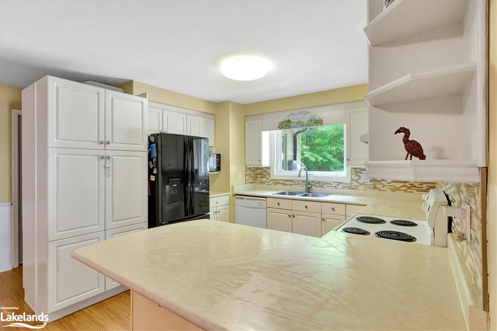 Listing 40463715 - Large Photo # 29