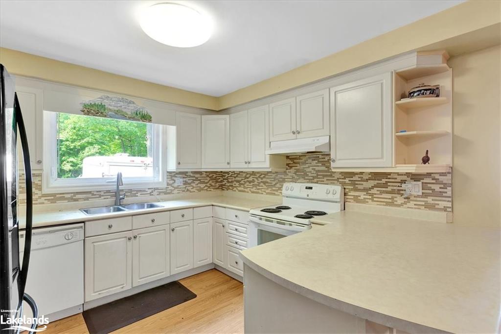 Listing 40463715 - Large Photo # 30