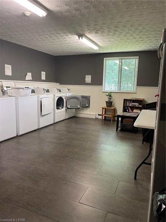 294 Saulsbury Street, #214