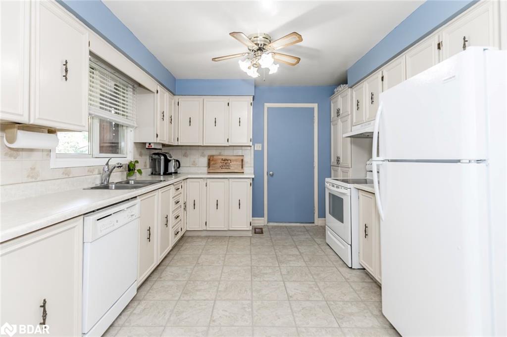 Listing 40465572 - Large Photo # 5
