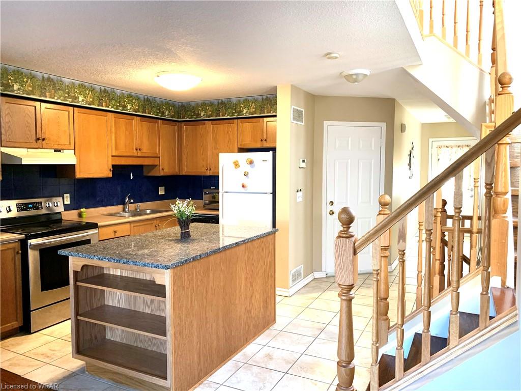 506 Beaver Creek Crescent