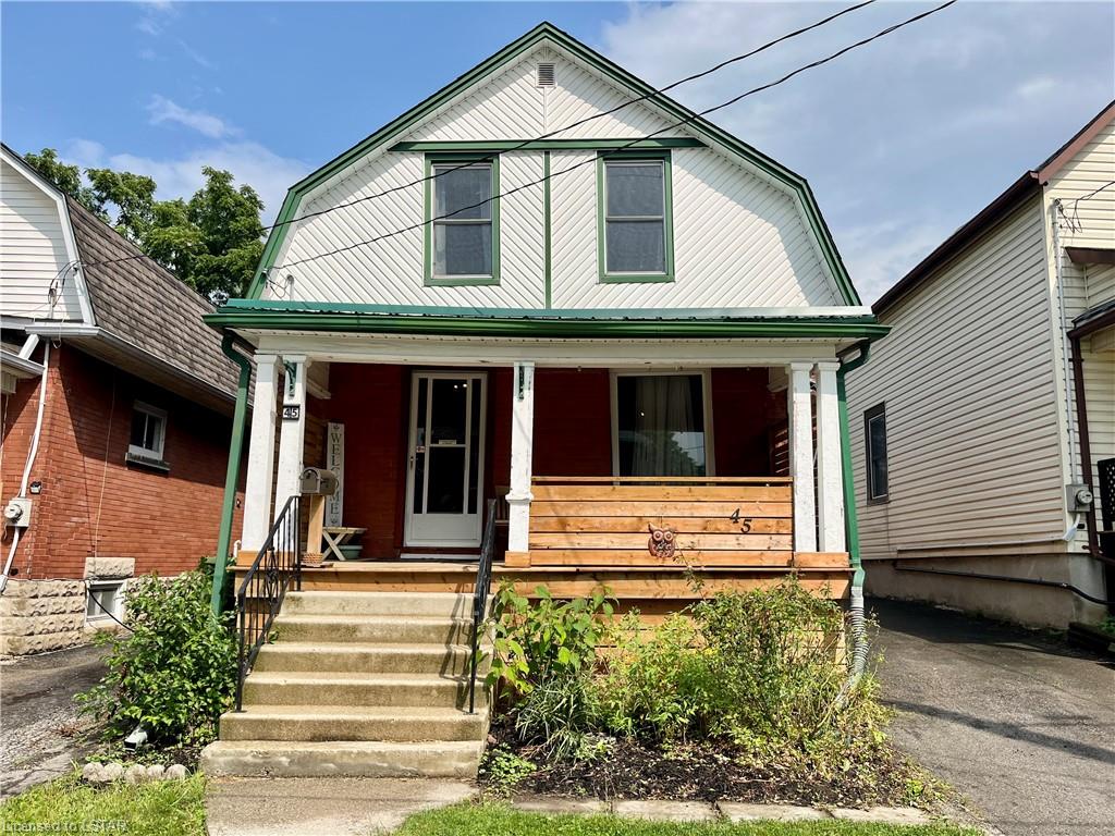 45 Hiawatha Street
