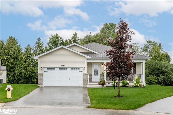 124 New York Avenue, Wasaga Beach