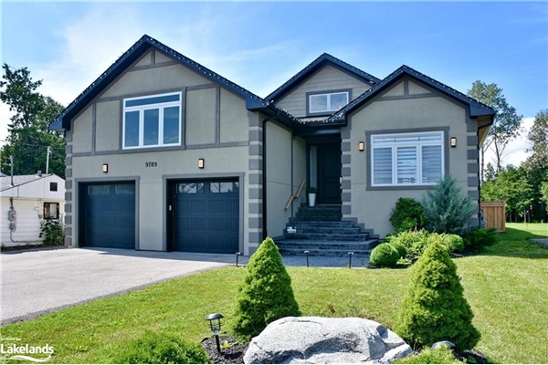 9789 Beachwood Road, Collingwood
