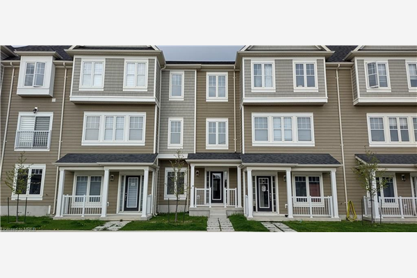 142 Village Gate Drive, Wasaga Beach