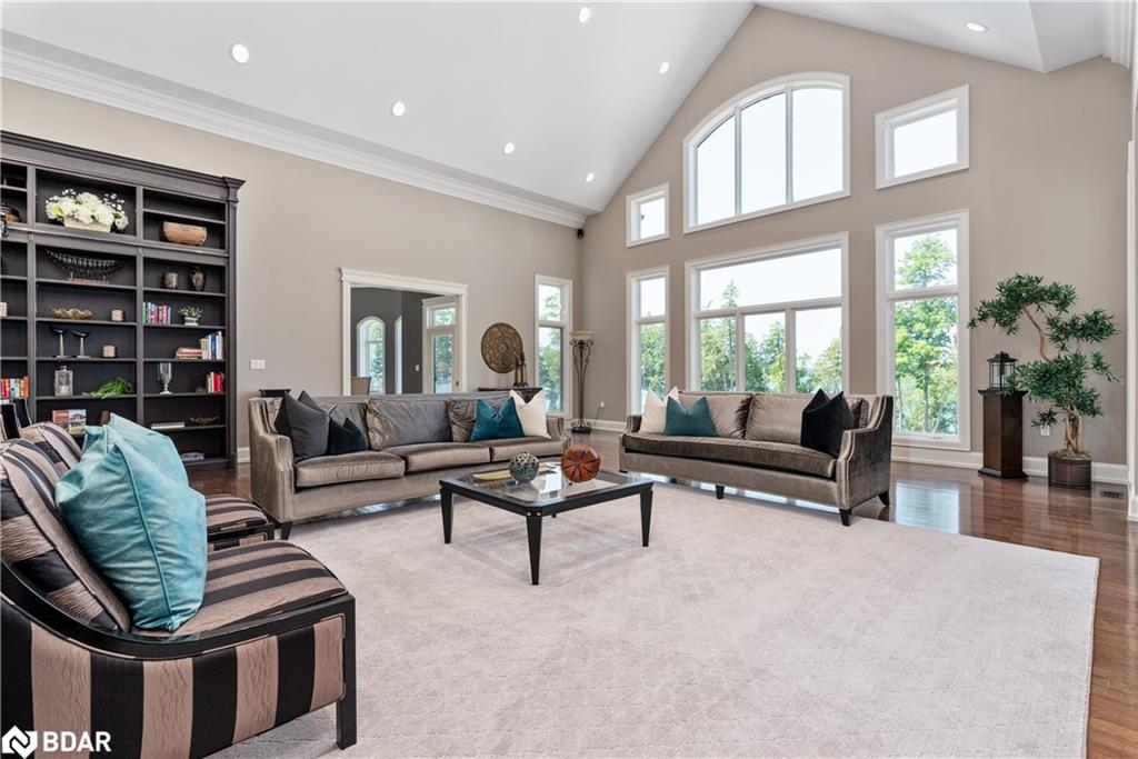 1020 Shoreview Drive