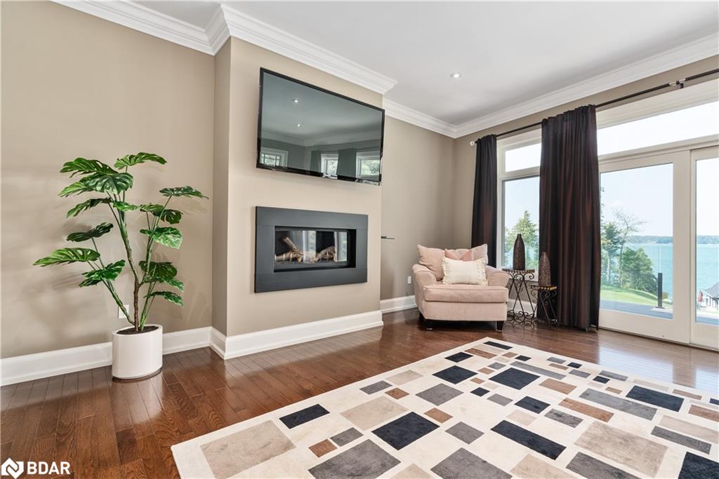 1020 Shoreview Drive