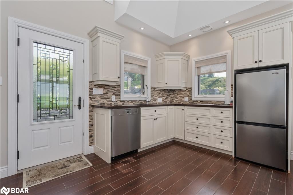 1020 Shoreview Drive