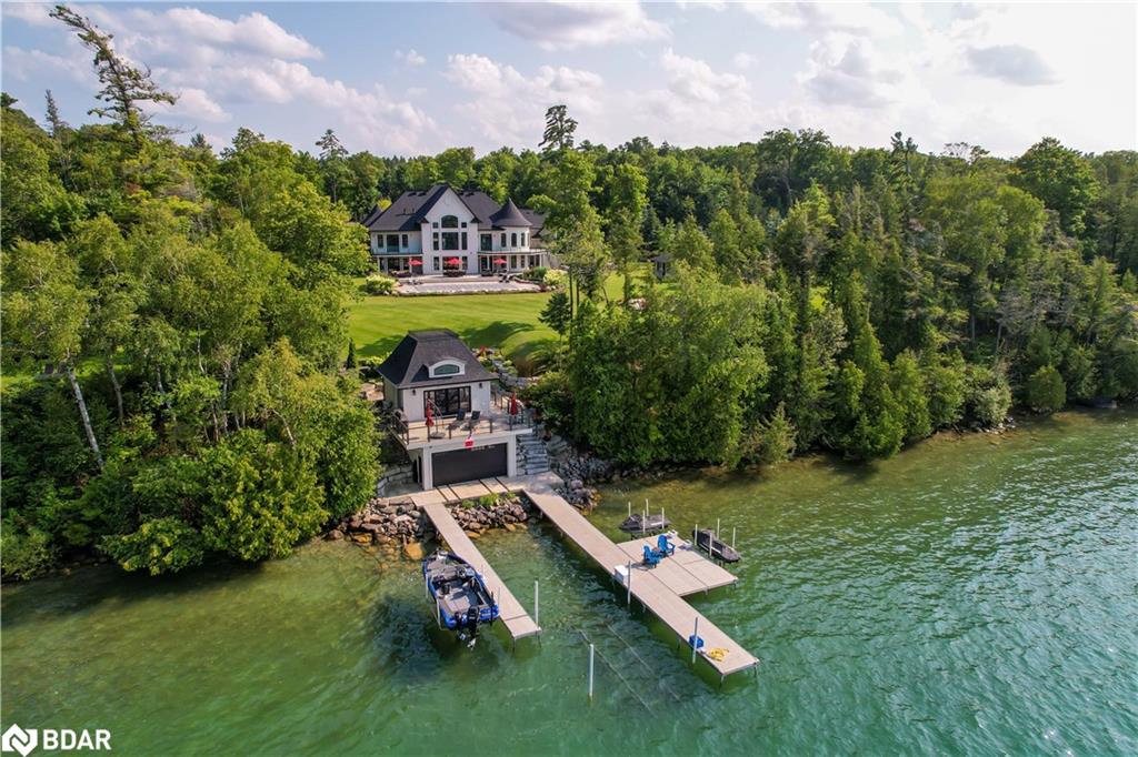1020 Shoreview Drive