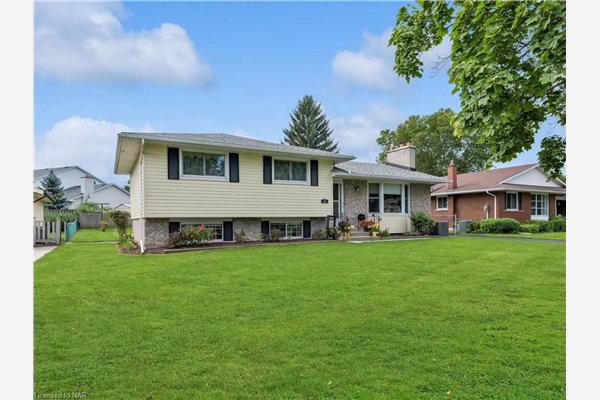 21 Mccoll Drive, Welland