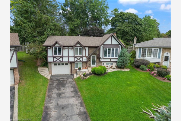 141 Otter Crescent, Oakville