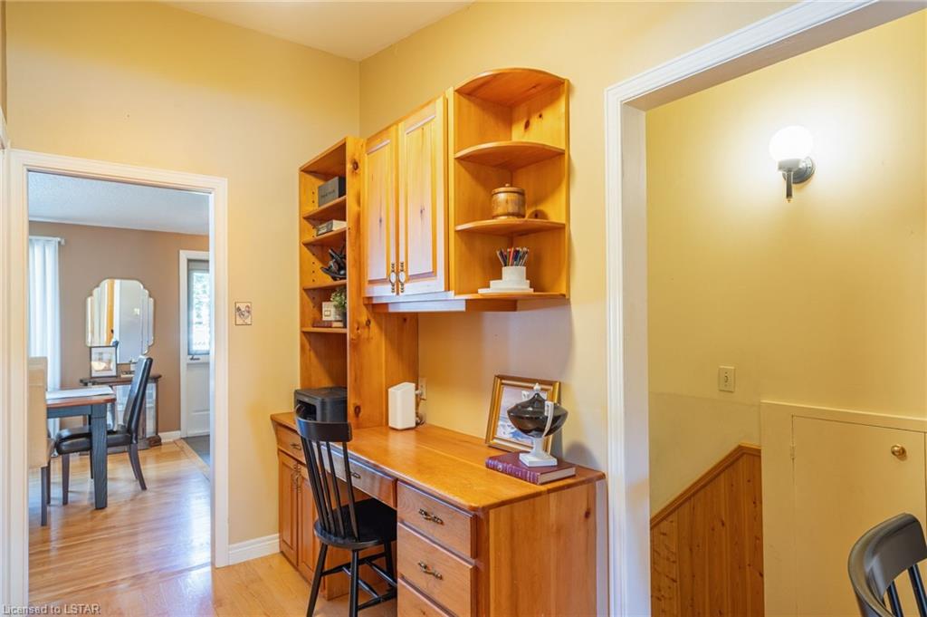 Listing 40469966 - Large Photo # 17