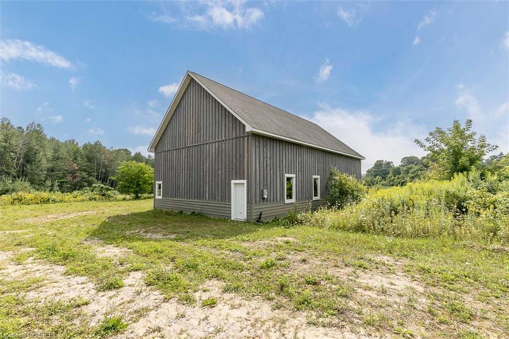 Listing 40470155 - Large Photo # 3