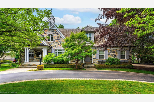 1176 Westdale Road, Oakville