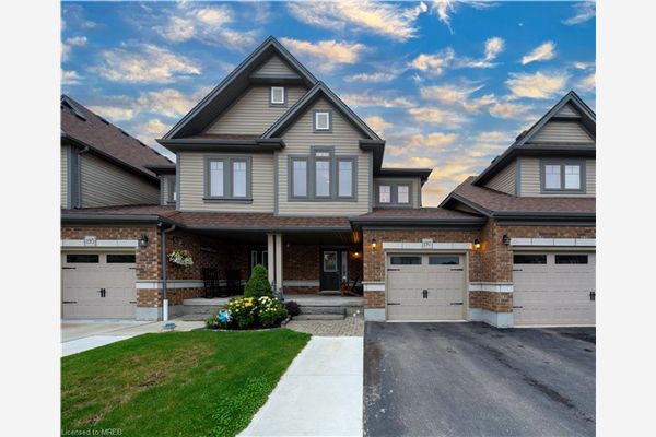 197 Eden Oak Trail, Kitchener