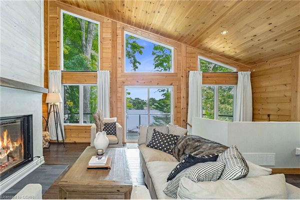 170 Hill Street, Gravenhurst