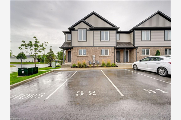 7768 Ascot Circle, Niagara Falls