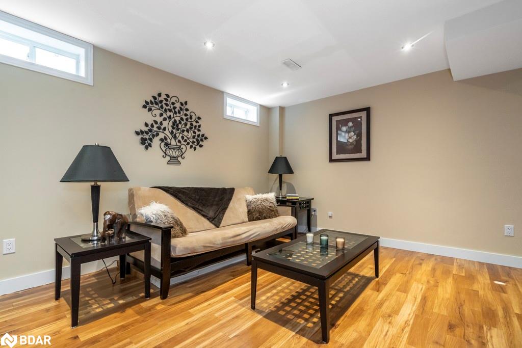 Listing 40475210 - Large Photo # 26