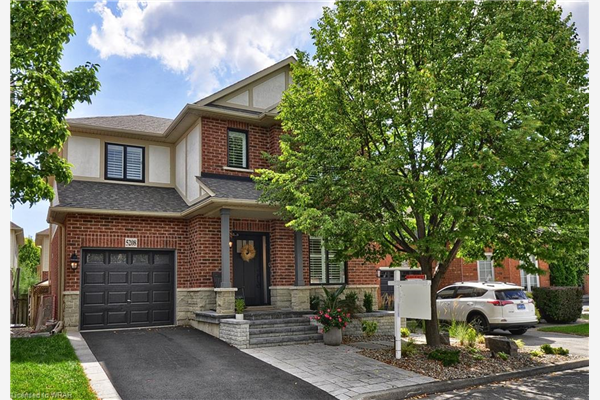 5208 Debeir Street, Burlington