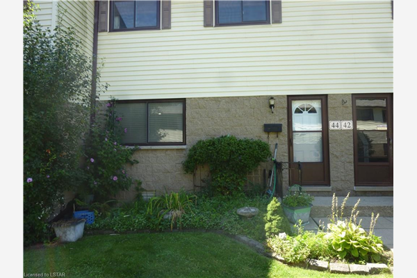 825 Dundalk Drive, London