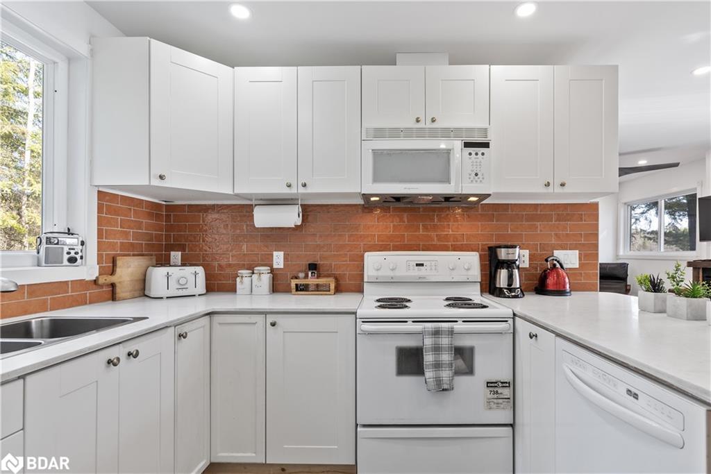 Listing 40477049 - Large Photo # 26