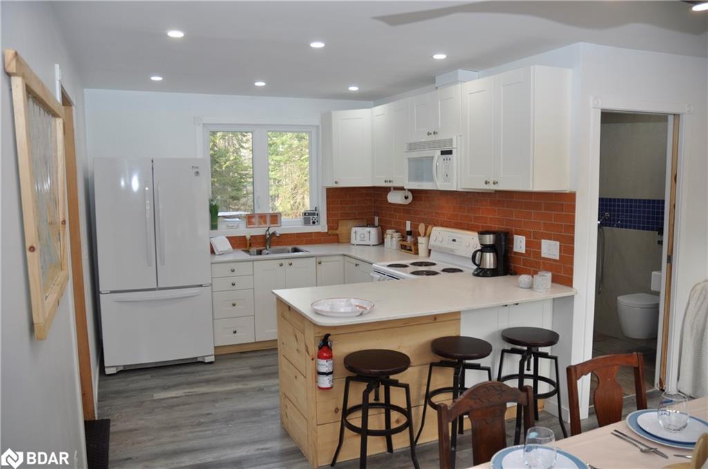 Listing 40477049 - Large Photo # 28