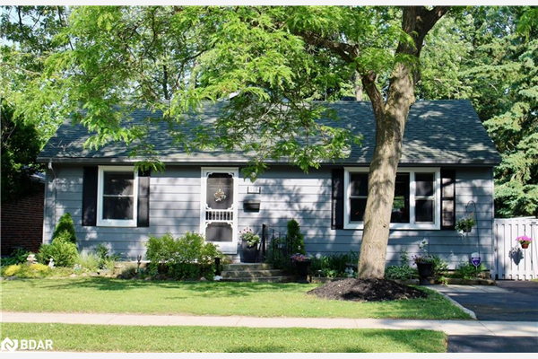 131 Cook Street, Barrie